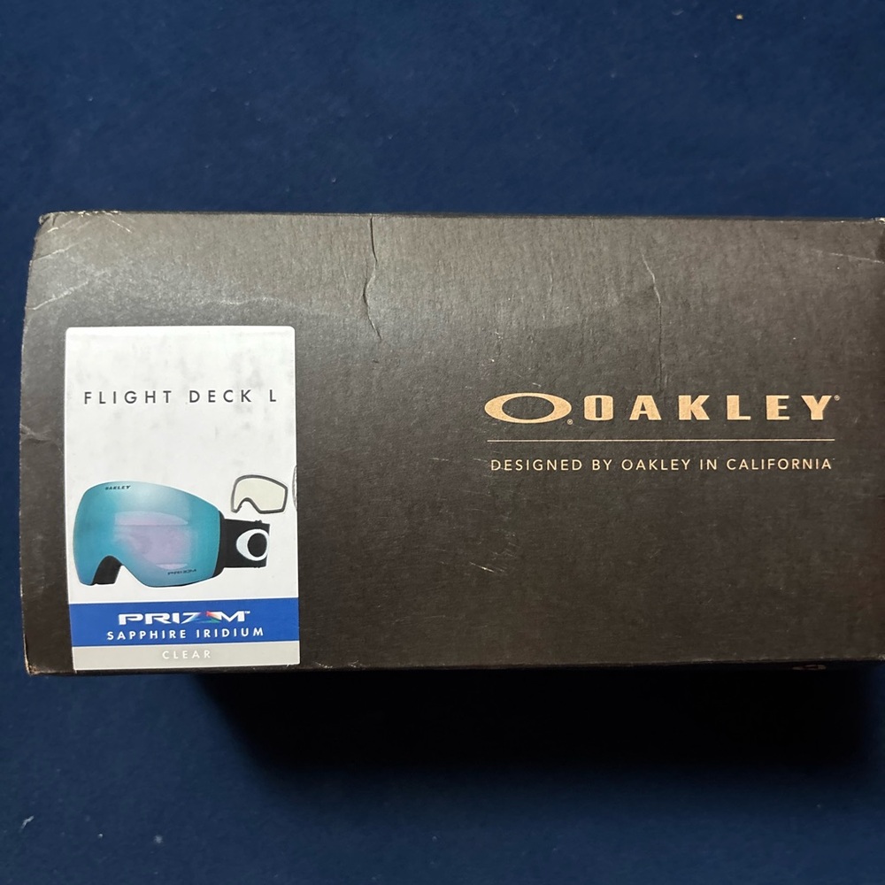 Brand new unworn Oakley Flight Deck L Prizm Sapphire Goggles